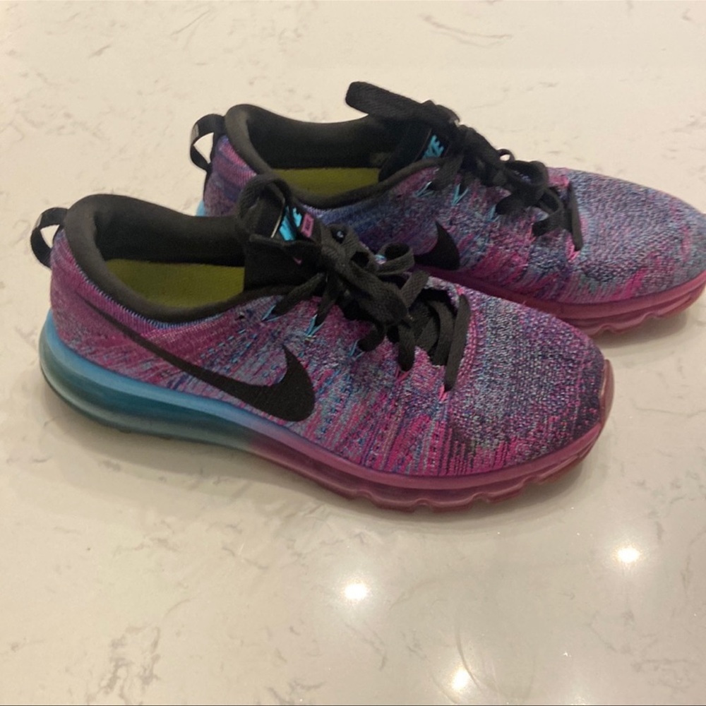 Nike Flyknit Air Max Purple Blue Black Womens Running Shoes | Size 9